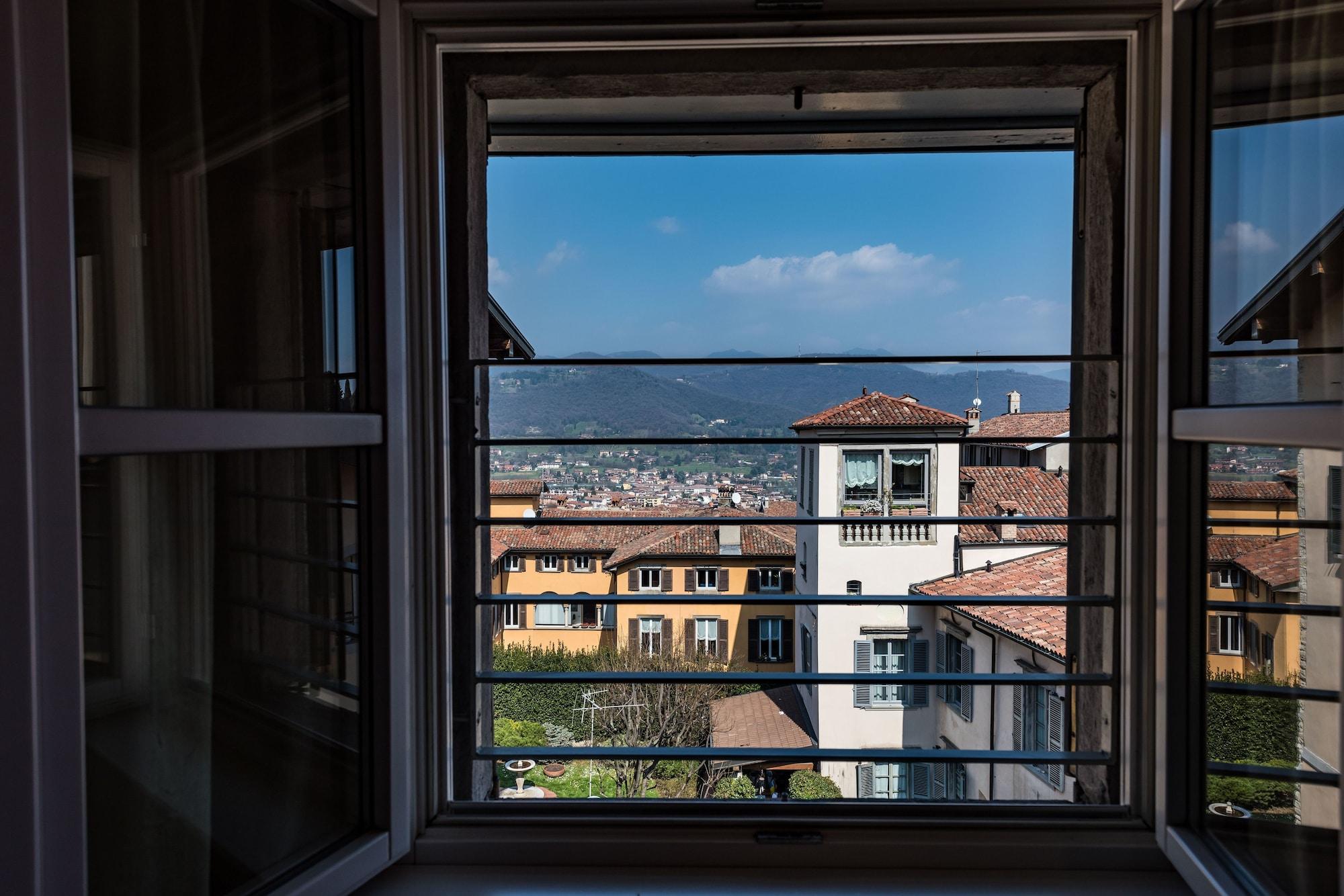 Hotel Piazza Vecchia Μπέργκαμο Εξωτερικό φωτογραφία